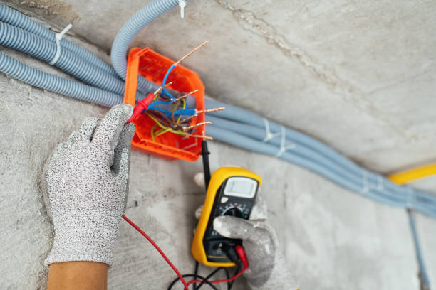 Best Emergency Electrical Repair  in Holmen, WI